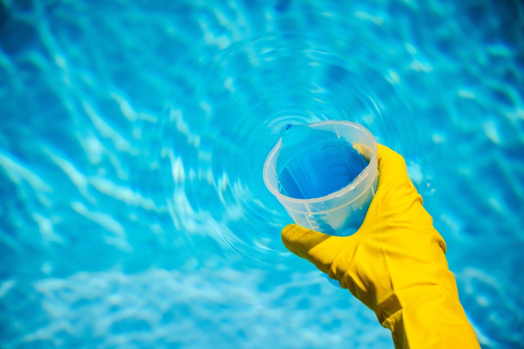 sunrise pool cleaning and service – photo