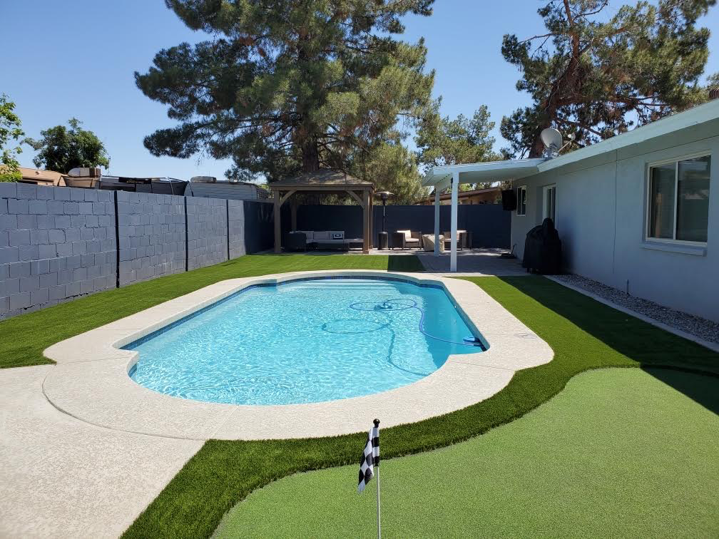 Famous Pools LLC – photo