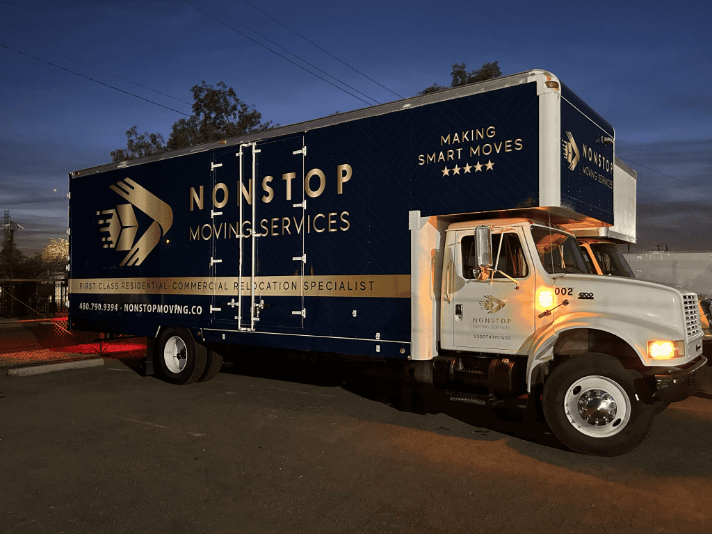 NONSTOP MOVING – photo