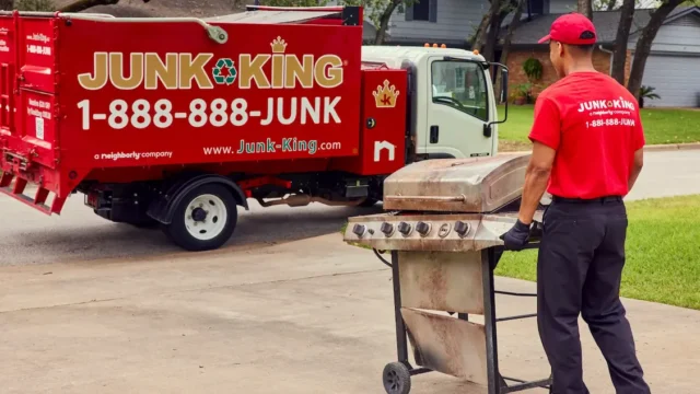 Junk King Gilbert – photo