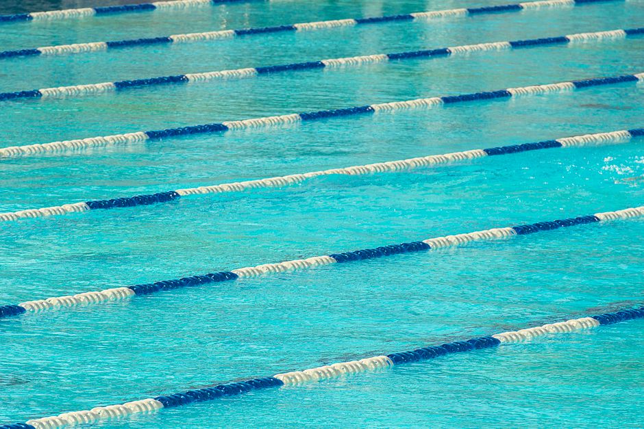 pool-service stock image