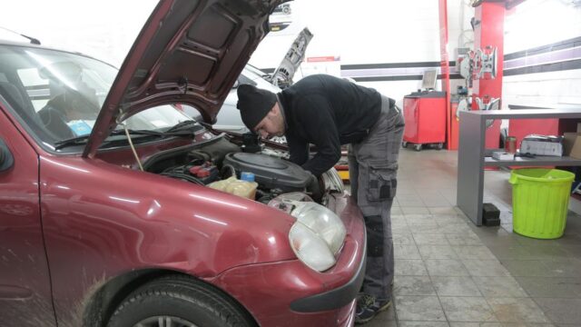 auto-repair stock image