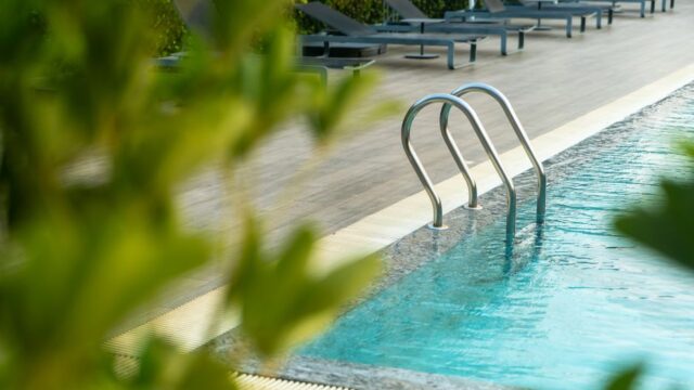 pool-service stock image