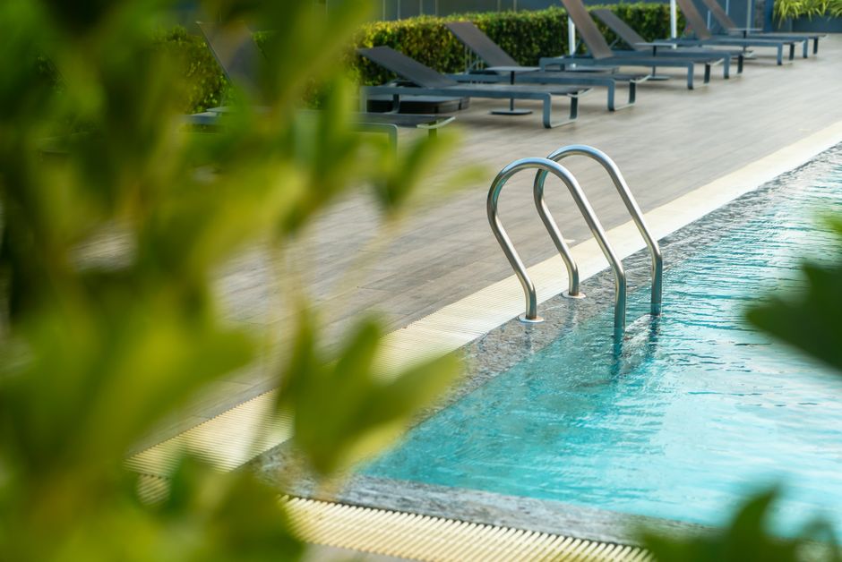 pool-service stock image