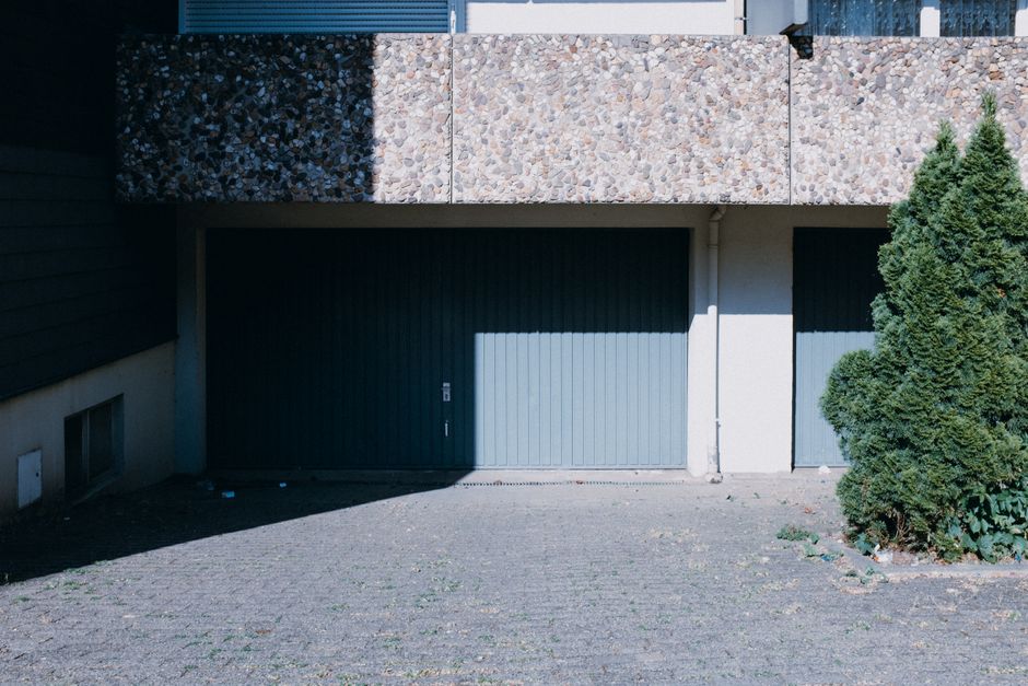 garage-door-services stock image