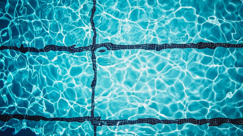 pool-service stock image