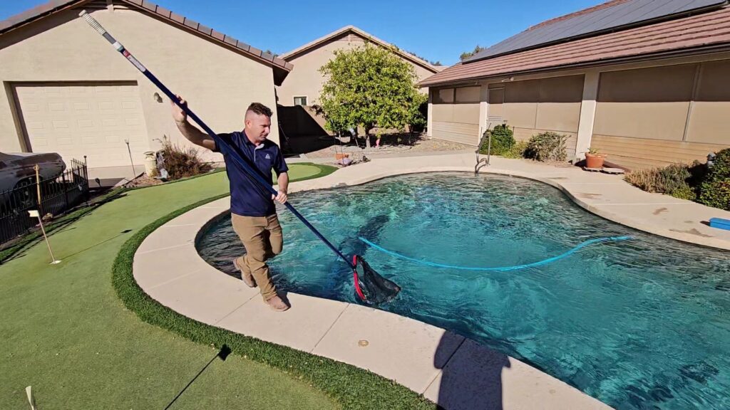 Hester’s Pool Maintenance – photo